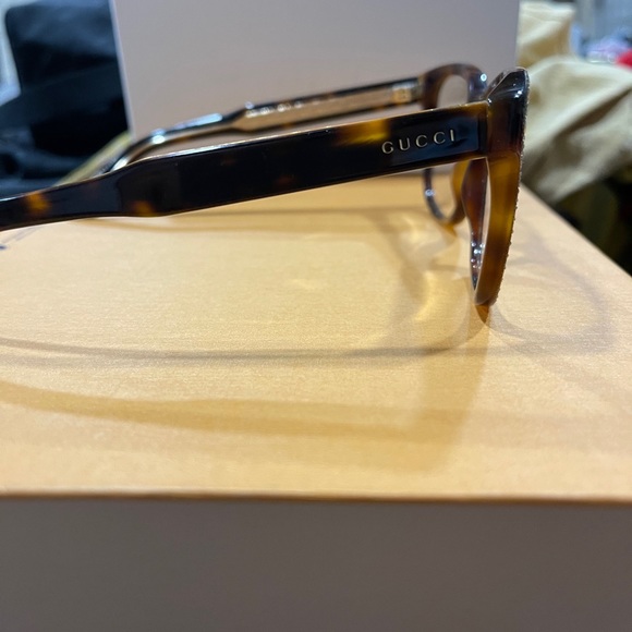 Gucci glasses - Picture 4 of 7